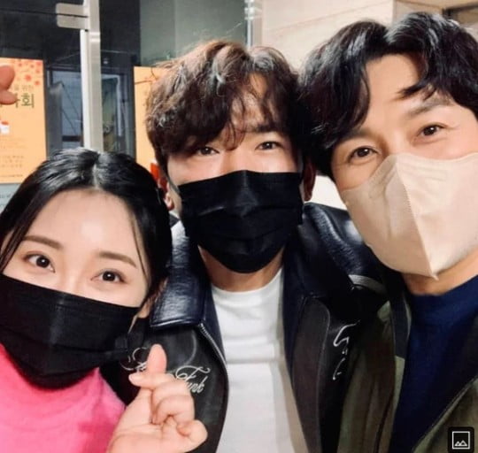 '음주' 신혜성, 24년만에 '버림' 받나…신화, 첫 유닛 시동[TEN피플]