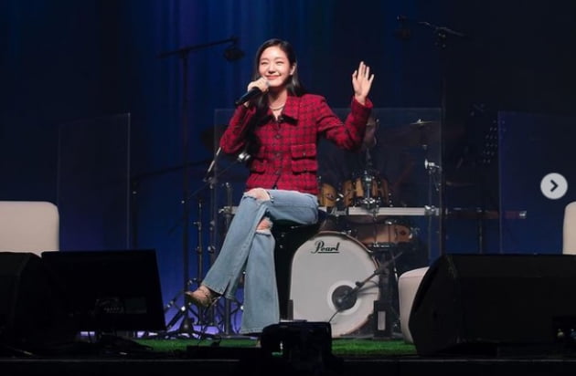 김고은, 데뷔 10주년 팬미팅..."인생에서 너무나 행복한 시간"[TEN★]