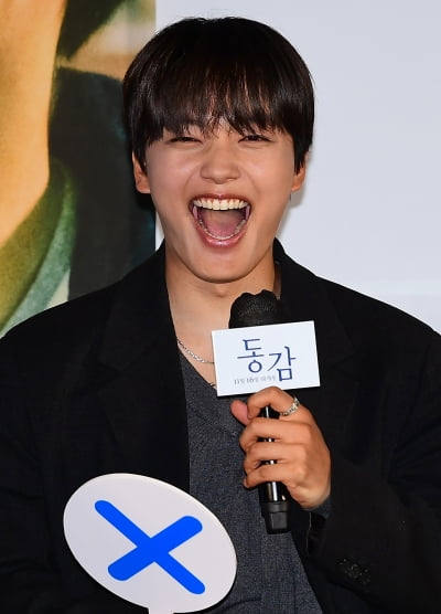 [TEN 포토] 여진구 '빵 터졌어요'