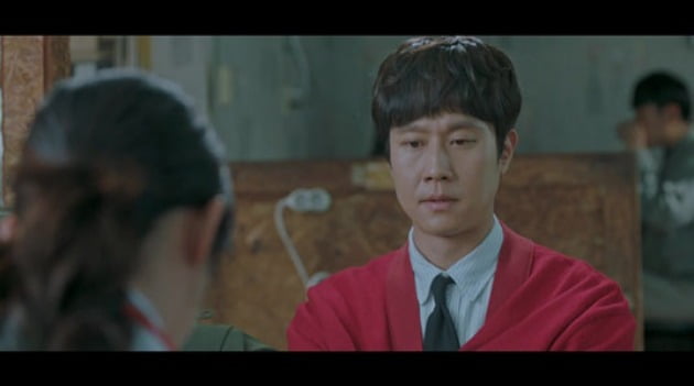 [종합] '스승' 정우, '제자' 이유미 향한 ♥사랑 깨달았다 '애틋 포옹'('제갈길')
