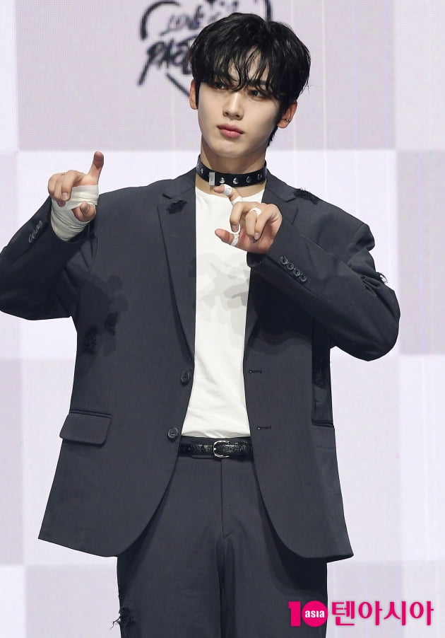 [TEN 포토] 위아이 김요한 '순정만화 주인공처럼'   