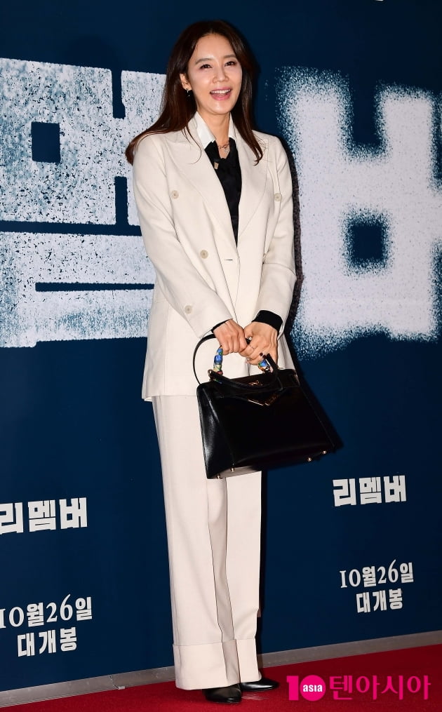 [TEN 포토] 오현경 '전 미스코리아의 꽃미소'