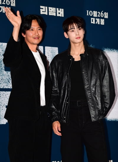 [TEN 포토] 김남길-차은우 '여심 설레이는 투 샷'