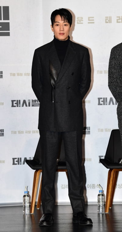 [TEN 포토] 김래원 '완벽한 수트핏'