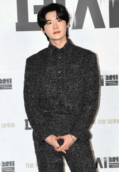 [TEN 포토] 이종석 '명품 비주얼'