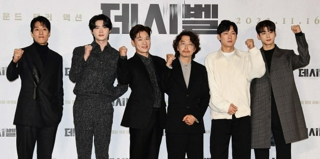[종합] "축제 분위기" 김래원→이종석·차은우, 스포일러 꽁꽁 비주얼은 합격 '데시벨'