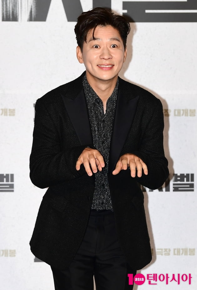[TEN 포토] 정상훈 '기자 포즈'