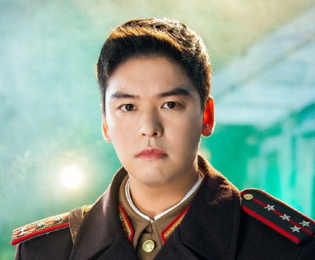 이장우, '사랑의 불시착' 리정혁 된 소감 "현빈 선배님 비슷하게 따라한 듯"[인터뷰①]