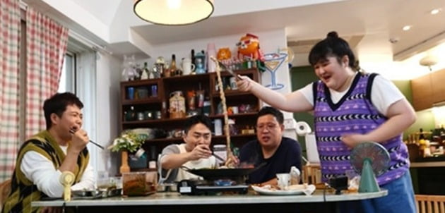 '치트키' 이국주, 주방템 나눔…'트민남' 전현무 눈 돌아가네('전참시')