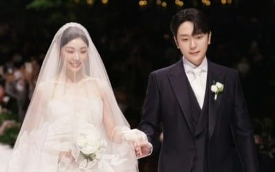 [전문] '고우림♥' 김연아 "좋은 사람 만나, 열심히 잘 살겠다"…결혼식 사진 대방출