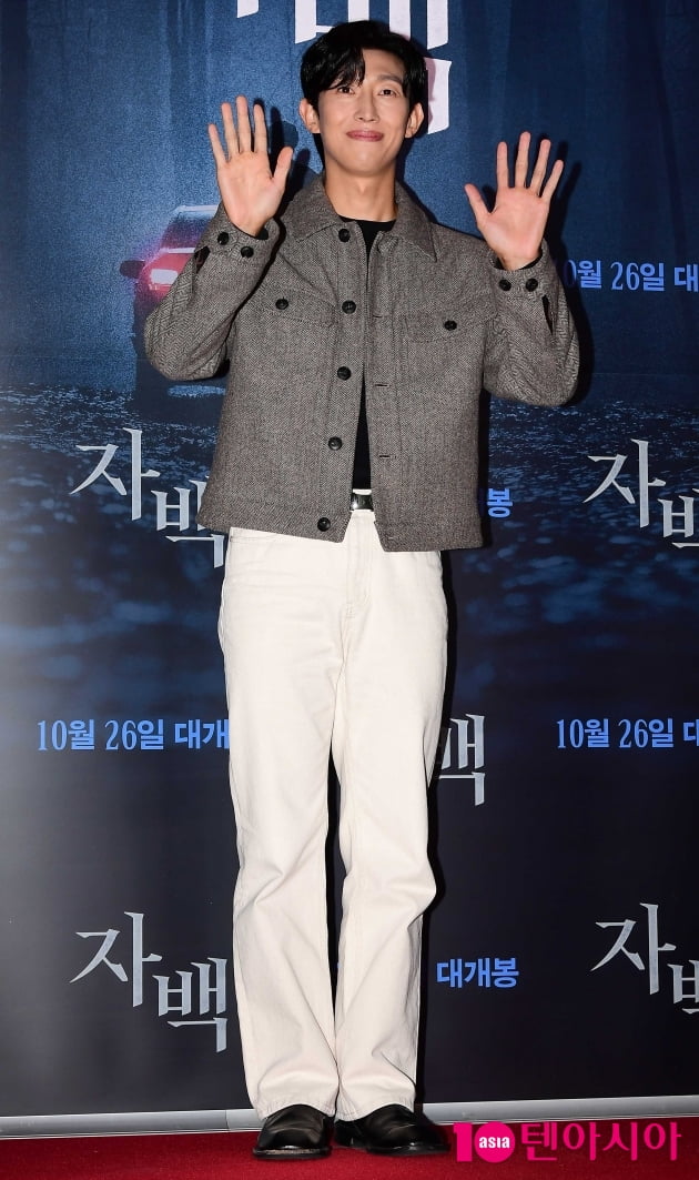 [TEN 포토] 강기영 '대세남 영화관 나들이'