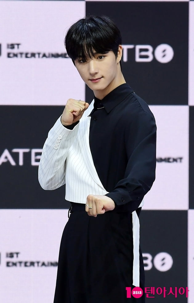 {TEN 포토] ATBO 정승환 '우주를 담은 눈동자'