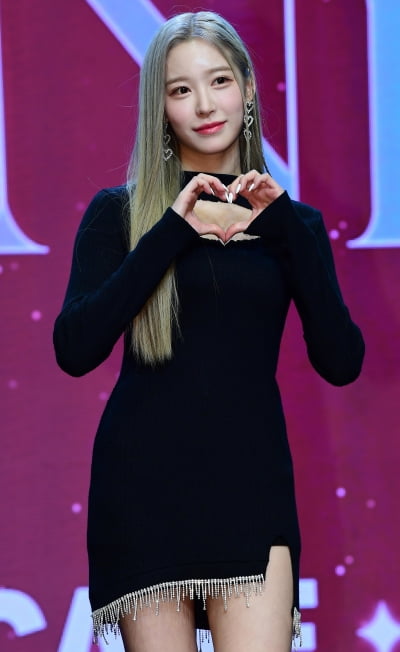 {TEN 포토] 클라씨 형서 '사랑스러운 하트'