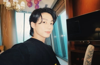 방탄소년단 정국, 매력으로 빈틈없는 외모...빛이 난다