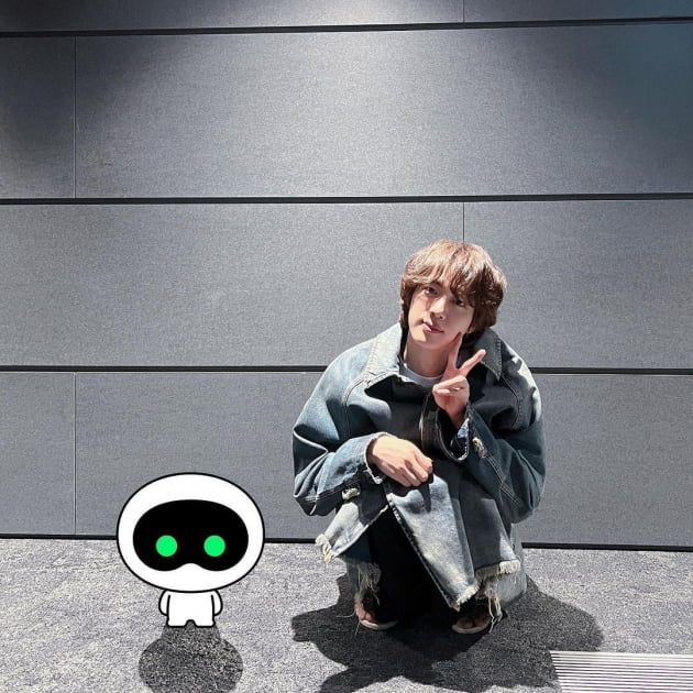 ‘방탄소년단 진’을 위한 아르헨티나 아미들의 ‘보랏빛’ 특별 환영 이벤트