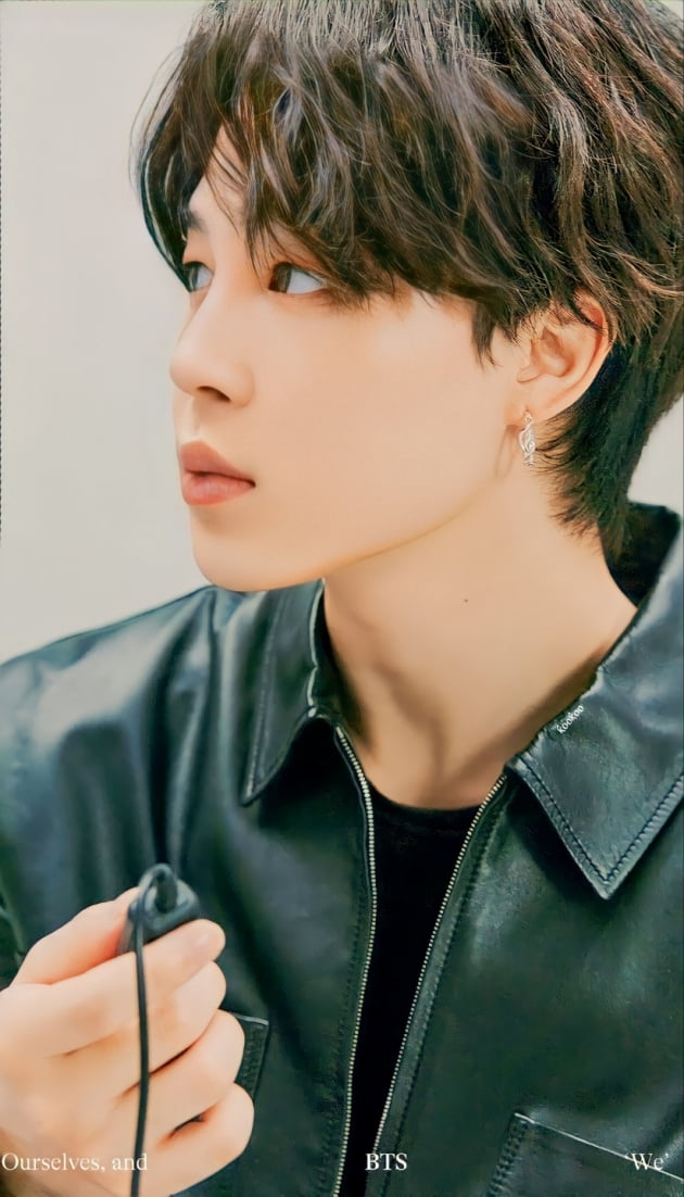 방탄소년단 지민, 인기투표 109주째 1위…K팝 1인자의 독보적 인기 행보