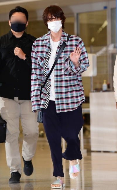 [TEN 포토] 방탄소년단 진 '오늘도 멋짐'