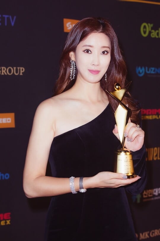 헤세드 윤희연, '2022 아시아모델어워즈' 크리에이터상 수상
