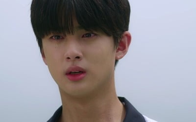 [종합] '사제 스캔들' 소주연X김민규, 서지훈 잃은 아픔에 서로에게 위로('청춘블라썸')