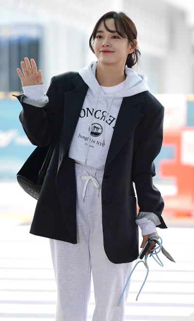 [TEN 포토] 김세정 '팬미팅 떠나요'