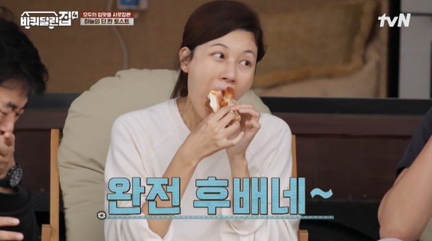 [종합] 김하늘 "까칠하다고? 그럴 수밖에"…김희원에 "한참 후배네"('바퀴 달린 집4')