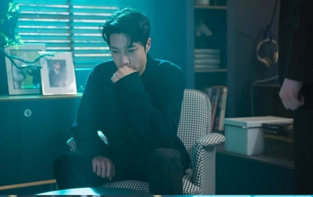 육성재와 다시 바뀐 '금수저' 이종원, 과거 기억 되찾고 판도 뒤집을까