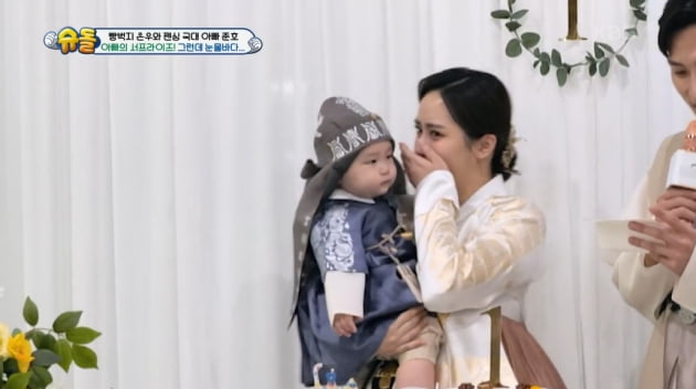 [종합] 김준호, 아들 돌잔치서 '1년 독박육아' ♥아내 위한 편지 낭독→터진 눈물('슈돌')