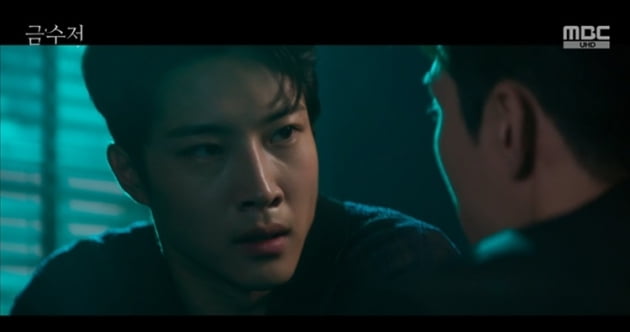 [종합] 육성재♥정채연 눈물키스…최원영, 능력 훔친 가짜 금수저였다 ('금수저')