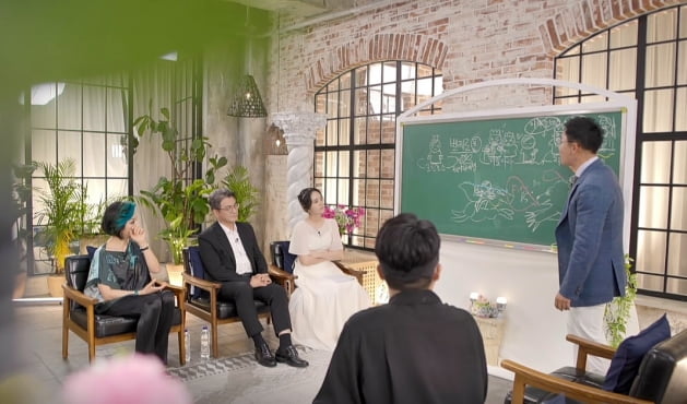 '그로신'에서 '여신 담당' 한가인, "신에 도전한다는 건 어떤 의미?"