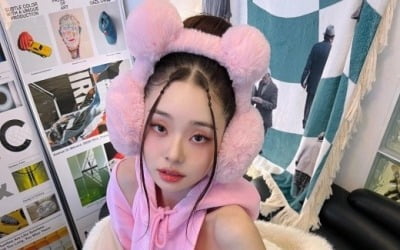 프리지아, 파격 '더듬이' 헤어스타일…패셔니스타 아우라