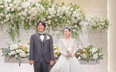 최성국, '24살 연하'♥와의 결혼식 현장 공개