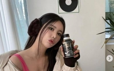 티아라 큐리, 반전 글래머 몸매…귀여운 미소도 한 스푼