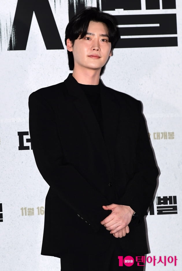 [TEN 포토] 이종석 '편안한 남사친美 발산'