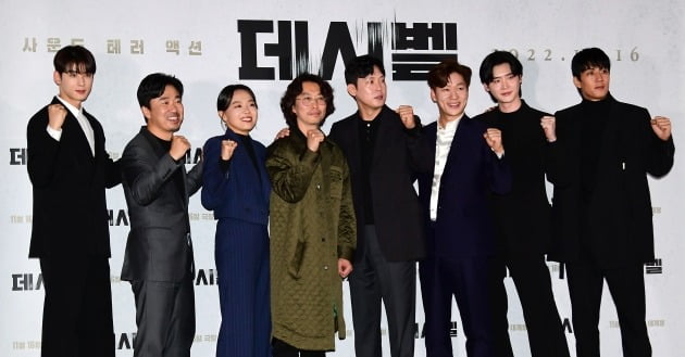 [종합] "액션 대역 無" '데시벨' 김래원→이종석·차은우, 110분 스크린 꽉 채운 비주얼