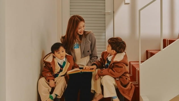 '임창정♥' 서하얀, 넷째·다섯째 子와 아동복 모델 됐다 "좋은 경험"
