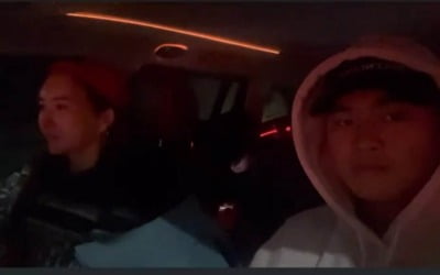 리듬 타는 하원미, ♥추신수 꼭 닮은 자녀들과 승리 만끽 "빅토리"