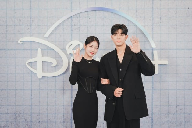 디즈니+ 오리지널 시리즈 '3인칭 복수'의 온라인 제작발표회가 열렸다. 배우 신예은, 로몬. / 사진제공=디즈니+