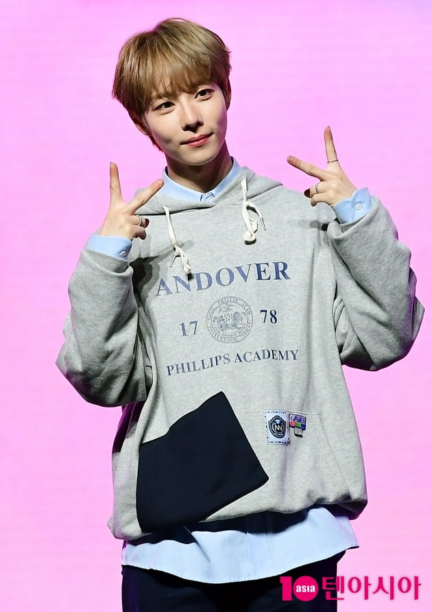 [TEN 포토] 나인아이 제원 '듬직한 리더의 귀여움'