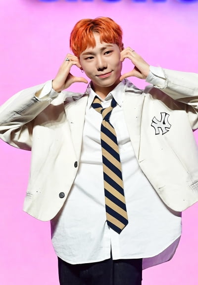 [TEN 포토] 나인아이 태훈 '오렌지 헤어'