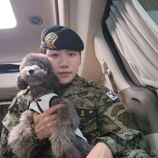 '8살 연상' ♥한영 질투하겠네…박군, 아침부터 바쁜 워킹 파더