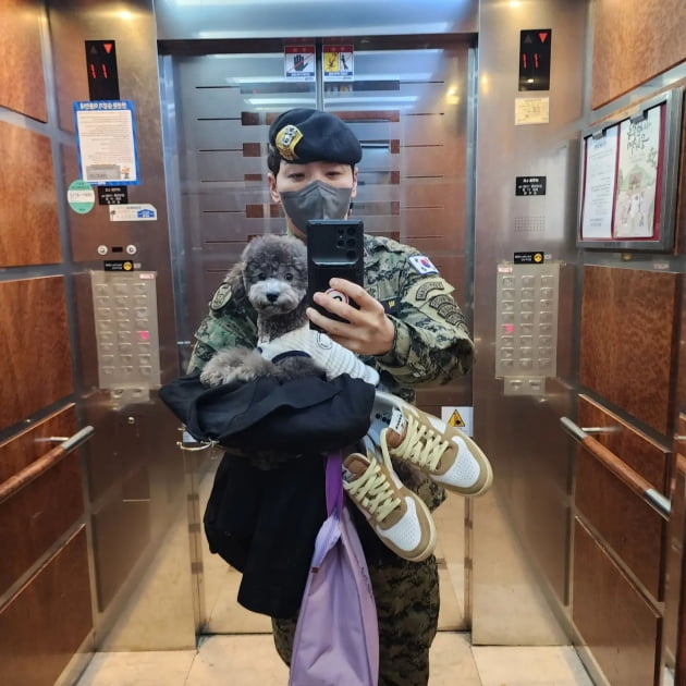 '8살 연상' ♥한영 질투하겠네…박군, 아침부터 바쁜 워킹 파더