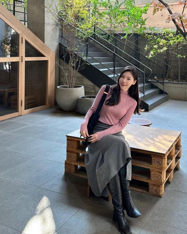 이다은, ♥윤남기만큼 사진 잘 찍어주는 지인 덕 모델 포스…현실 육아 복귀