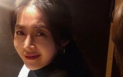'설경구♥' 송윤아, 심경 변화 있나…"새로운 걸 할래"
