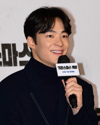 [TEN 포토] 송건희 '미소 뒤에 악역'