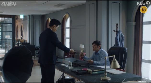 [종합] 도경수, 김창완 뒤통수 제대로 쳤다…기상천외한 작전('진검승부')