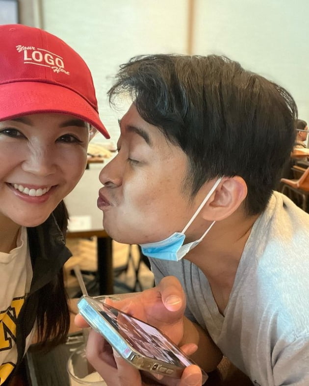 장영란, 뽀뽀쟁이 한의사 ♥한창과 알콩달콩 "내 밝은 에너지 원천"