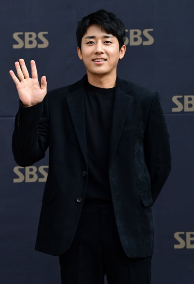 [TEN 포토] 손호준 '남성미 넘치는 외모'