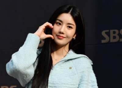 [TEN 포토] 권은비 '아름다운 볼하트'
