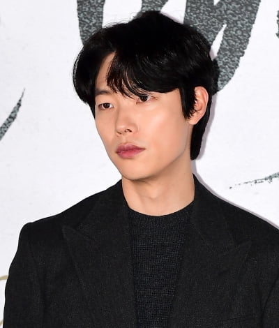 [TEN 포토] 류준열 '남신 비주얼'
