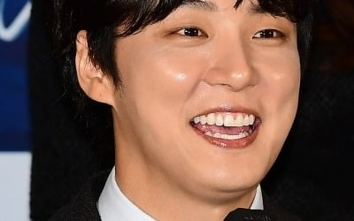 [TEN 포토] 윤시윤 '프랑스어는 처음 해봐서 어려웠다'